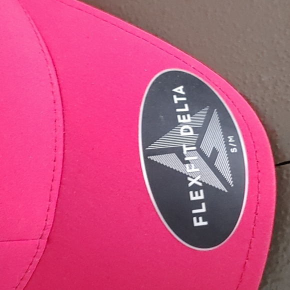 Flexfit Delta cap - Picture 2 of 4